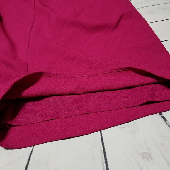 19 Cooper Women's Magenta Halter Romper - Picture 3 of 5